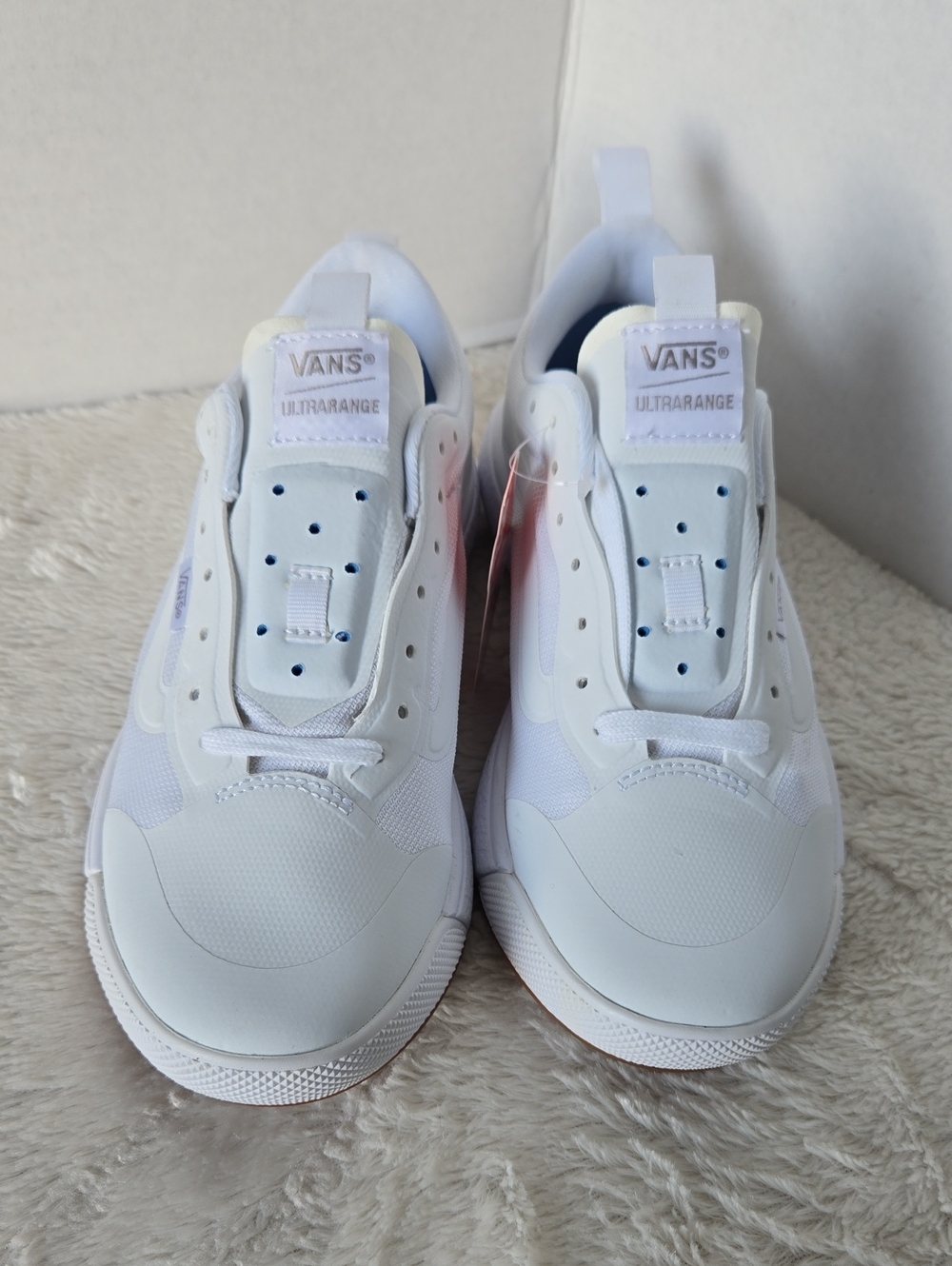 NWT Vans Ultra Range EXO AII White Mesh Low Top Sneakers Size [8]